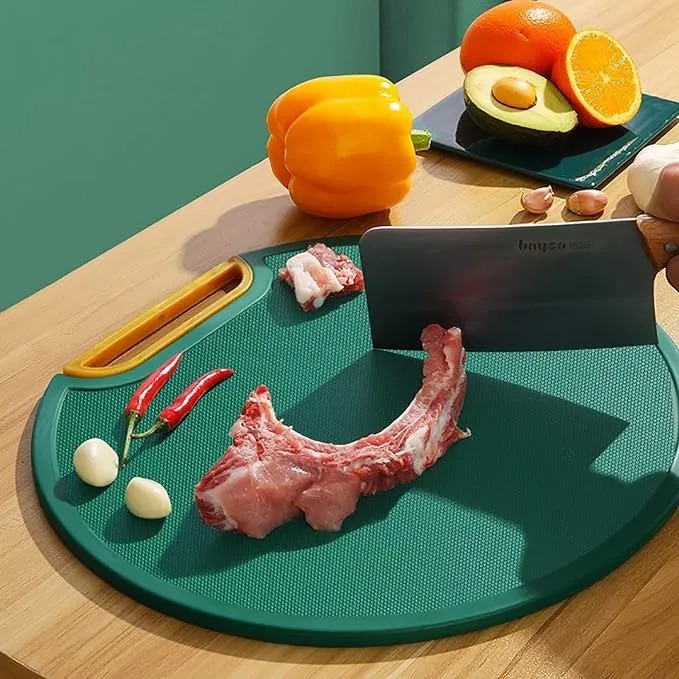 Elegant Plastic Cutting Board (P02570)